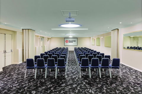 Mercure Perth On Hay - New Castle Tourism 17