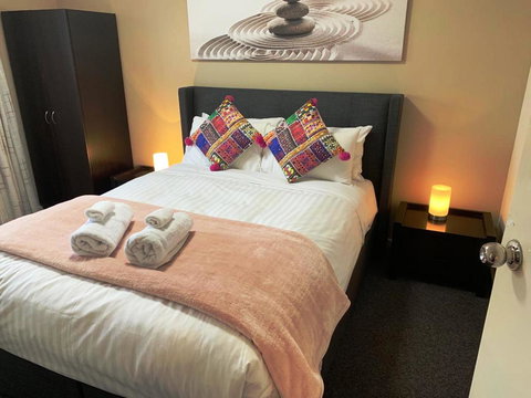 West Beach Lagoon 123 - Location & Views!!! - Newcastle Accommodation 2