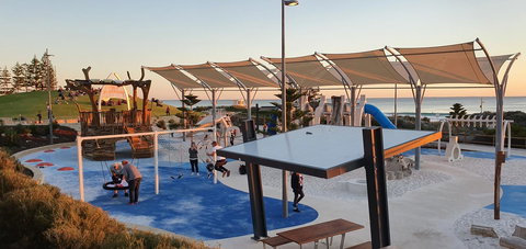 West Beach Lagoon 123 - Location & Views!!! - Newcastle Accommodation 23