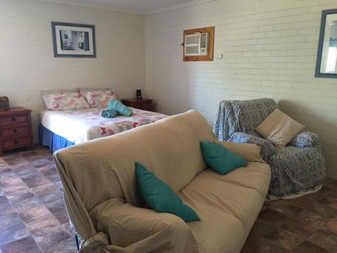 Surf Shack - New Castle Tourism 4