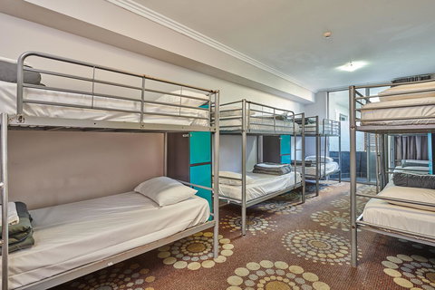 Nomads Byron Bay Backpackers - New Castle Tourism 37