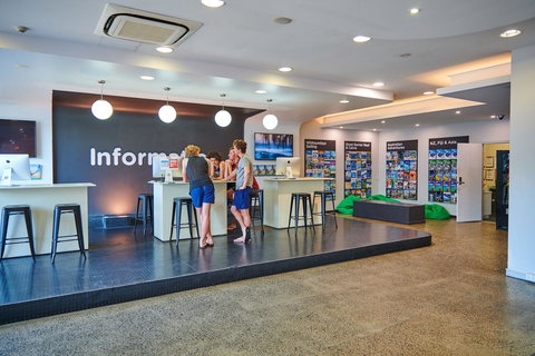 Nomads Byron Bay Backpackers - New Castle Tourism 2