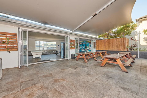 Nomads Byron Bay Backpackers - New Castle Tourism 4