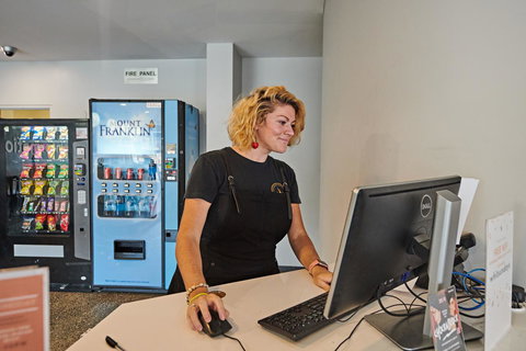 Nomads Byron Bay Backpackers - New Castle Tourism 29