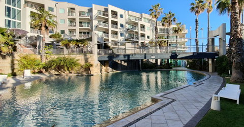 Ocean View-breath Taking Views, Amazing Facilities - Newcastle Accommodation 8