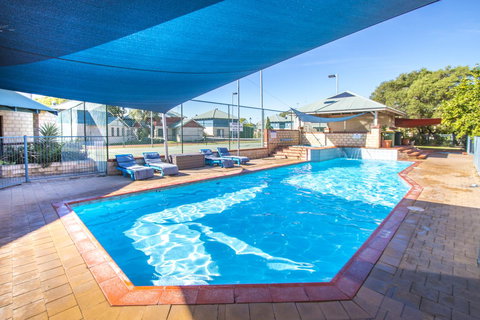 Amalfi Resort - Newcastle Accommodation 0
