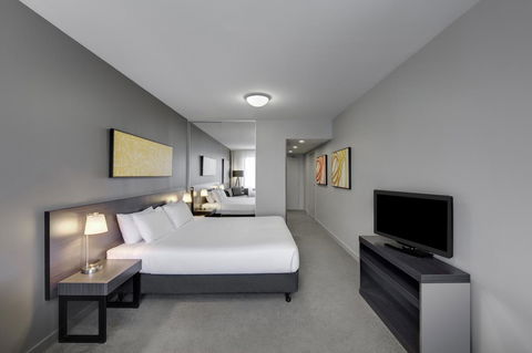Punthill Norwest - Newcastle Accommodation 11