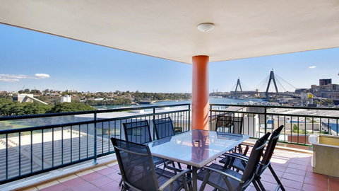 Darling Harbor Apartment - Newcastle Accommodation 6
