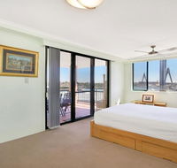 Darling Harbor Apartment - New Castle Tourism