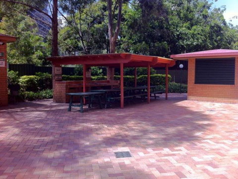 Darling Harbor Apartment - Newcastle Accommodation 11