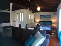 Book Emerald Beach Accommodation Vacations New Castle Tourism New Castle Tourism