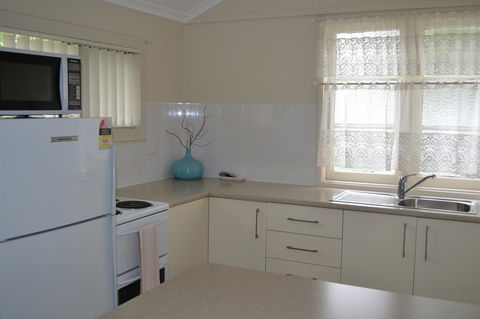 Sundial Holiday Units - Newcastle Accommodation 31