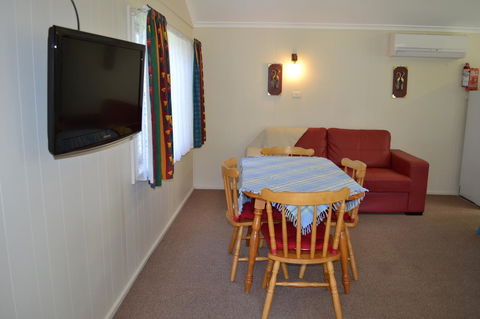 Sundial Holiday Units - Newcastle Accommodation 21