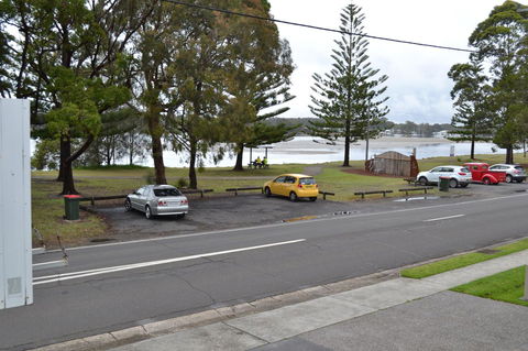 Sundial Holiday Units - Newcastle Accommodation 34