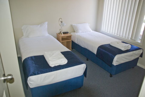 Colonial Court Villas - Newcastle Accommodation 33