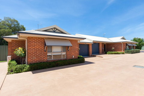 Colonial Court Villas - Newcastle Accommodation 35