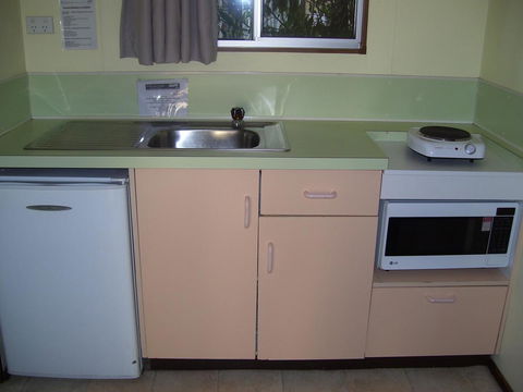 Glenwood Tourist Park & Motel - Newcastle Accommodation 16