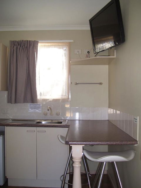 Glenwood Tourist Park & Motel - Newcastle Accommodation 18