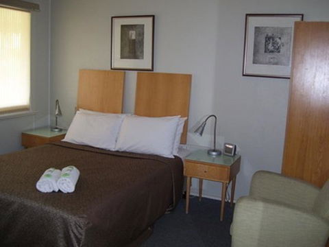 Glenwood Tourist Park & Motel - Newcastle Accommodation 11