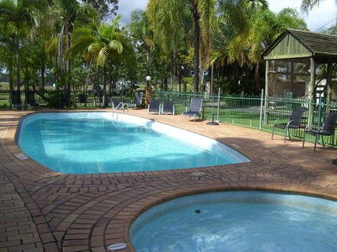 Glenwood Tourist Park & Motel - Newcastle Accommodation 3