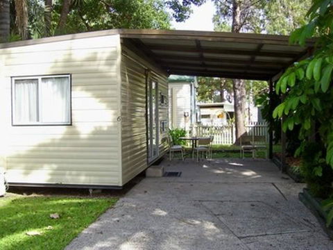 Glenwood Tourist Park & Motel - Newcastle Accommodation 7