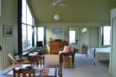 Bundle Hill Cottages - Newcastle Accommodation 44