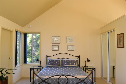 Bundle Hill Cottages - Newcastle Accommodation 39