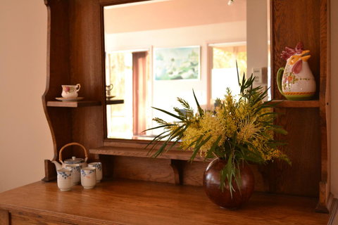 Bundle Hill Cottages - Newcastle Accommodation 30