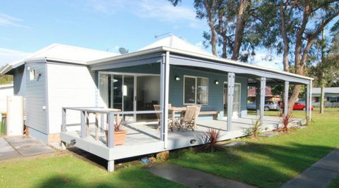 Huskisson Holiday Motel Cabins - Newcastle Accommodation 24