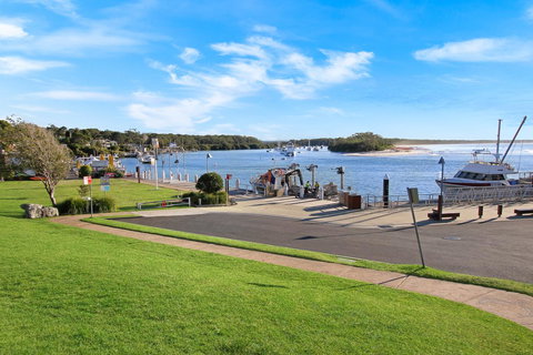 Huskisson Holiday Motel Cabins - Newcastle Accommodation 4