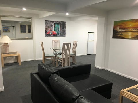 Arena Blanca Studio Apartment - Newcastle Accommodation 3