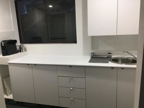 Arena Blanca Studio Apartment - Newcastle Accommodation 15