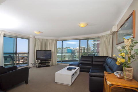Sails Apartments - New Castle Tourism 16