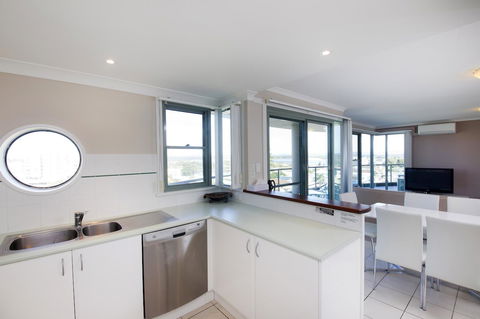 Sails Apartments - New Castle Tourism 2