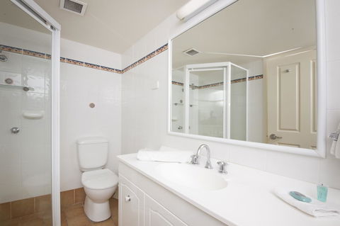 Sails Apartments - New Castle Tourism 13