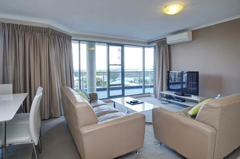 Sails Apartments - New Castle Tourism 0