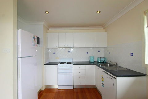 Anglesea, 17 Hodgson Street - Newcastle Accommodation 3