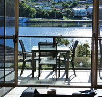 Sails Luxury Apartments Merimbula - Newcastle Accommodation