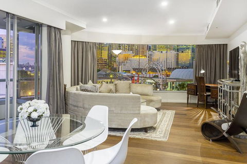Darling Harbour ICC 3BR+PARKING+VIEWS è¾¾ä»¤æ¸¯å…¨æ™¯è±ªåŽä¸‰æˆ¿ - New Castle Tourism 1