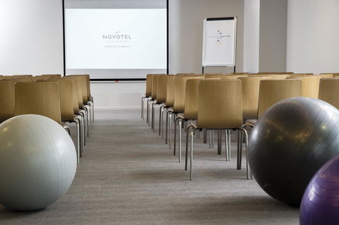 Novotel Newcastle Beach - New Castle Tourism 20