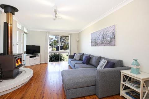 Hayes Beach House I Award Winner I 4 Mins To Beach - New Castle Tourism 2
