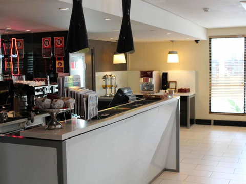 Ibis Newcastle - Newcastle Accommodation 26