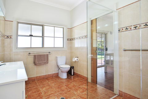 Terara Riverside Retreat - Newcastle Accommodation 17