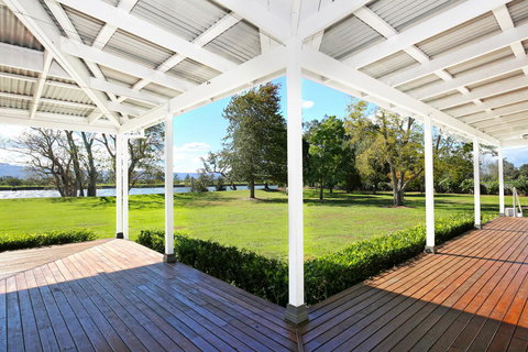 Terara Riverside Retreat - Newcastle Accommodation 37