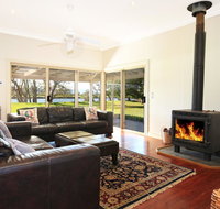 Terara Riverside Retreat - Newcastle Accommodation