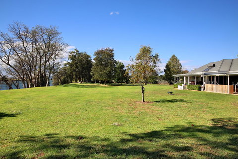 Terara Riverside Retreat - Newcastle Accommodation 36