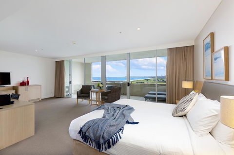 Sage Hotel Wollongong - New Castle Tourism 0