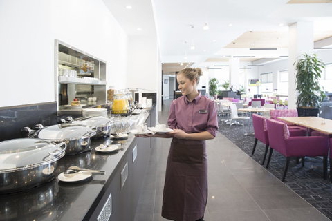 Mercure Newcastle Airport - Newcastle Accommodation 12