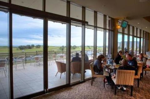 Best Western City Sands - New Castle Tourism 10