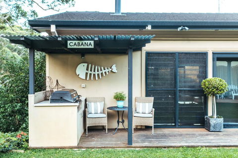 The Outlook Cabana - Newcastle Accommodation 5